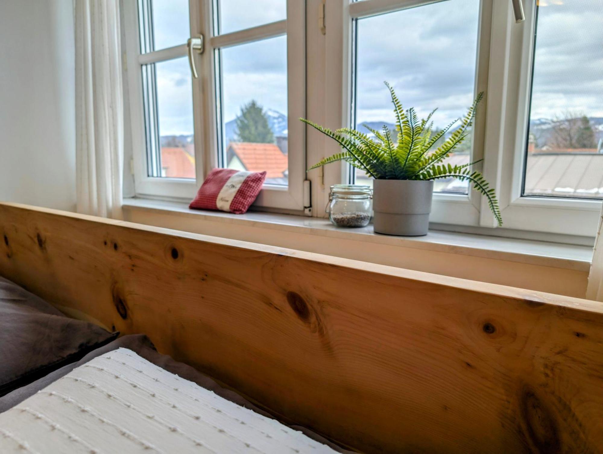 Ruhige 3-zimmer-wohnung Am Stadtrand Mit Bergblick Appartement Salzburg
